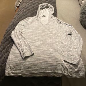 Lightweight Pullover